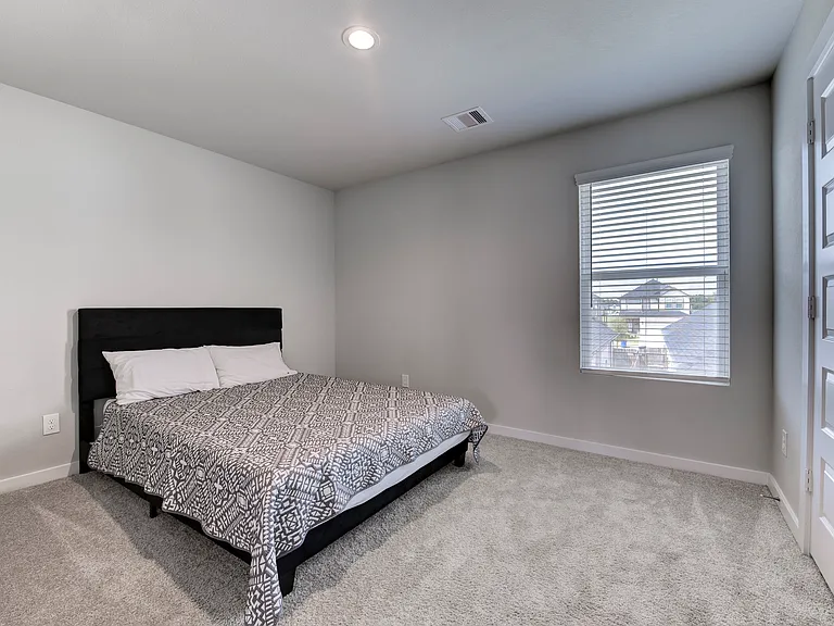 3735 Rush Plains Ct — Photo 32