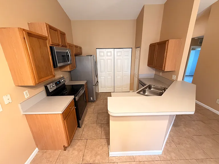 24 Ryall Ln #A — Photo 4
