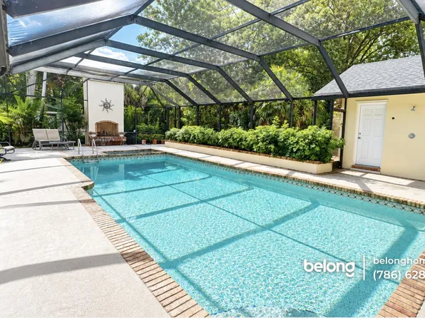 6235 4th St #B, Vero Beach, FL 32968