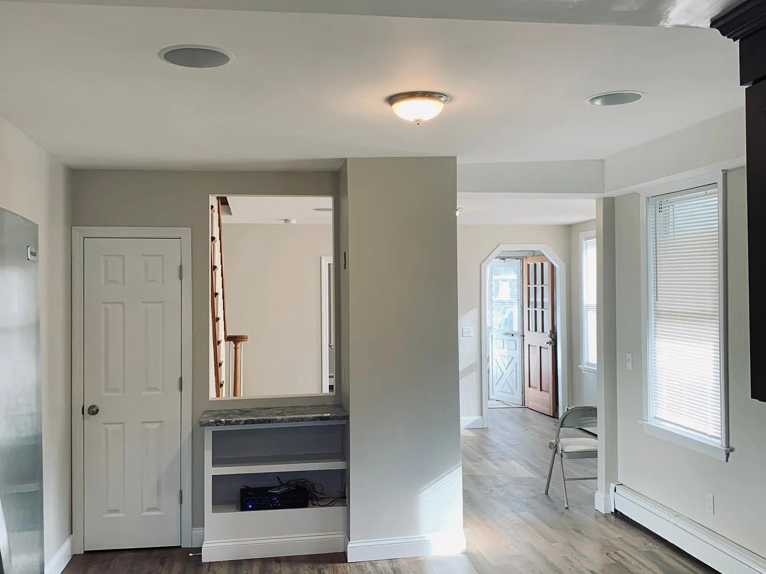 5 bed, 2000 sqft, $4,625 — Photo 4