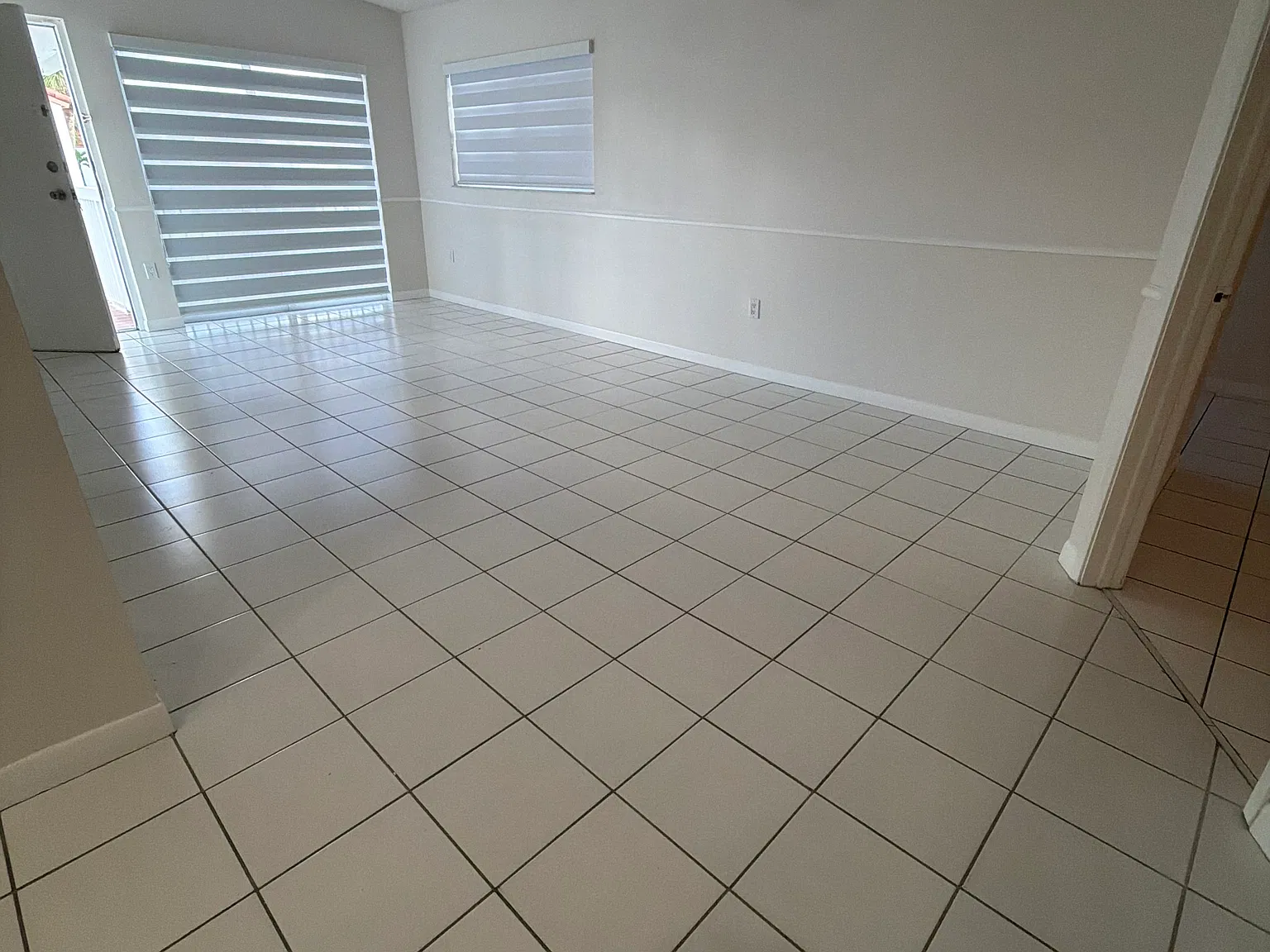 2 bed, 880 sqft, $2,150 — Photo 4