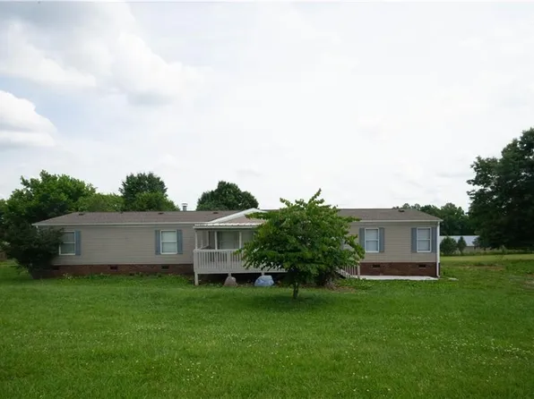 111 Canfield Dr, Olin, NC 28660