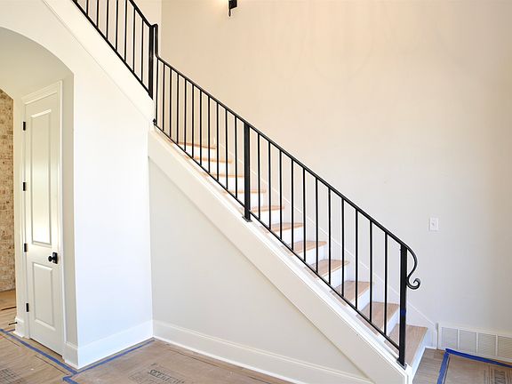 7th image of this home
