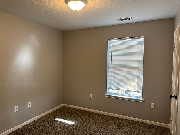 2113 Ringgold Ct #306 — Photo 12