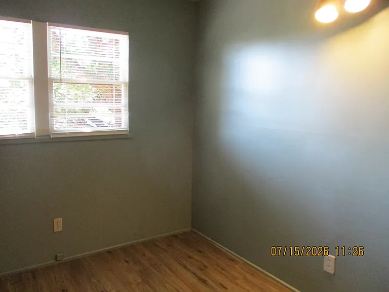 2818 Palm St — Photo 5