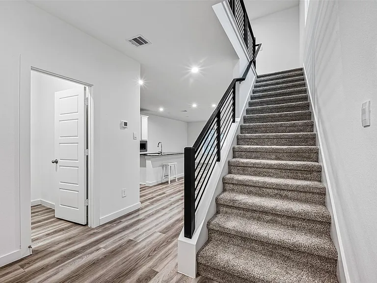 2937 Amherst Meadow Ln — Photo 4