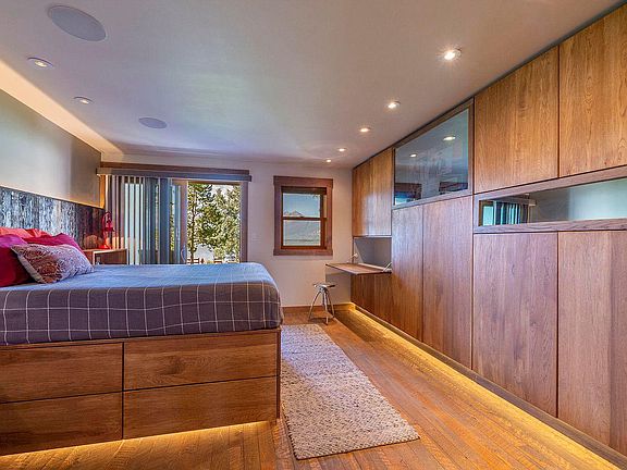 5th image of 11112 Whiskey River Dr