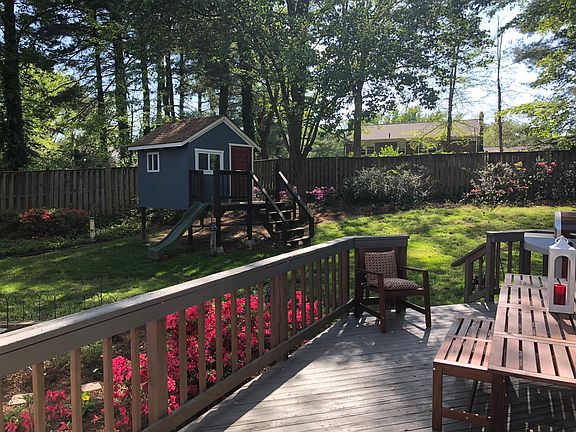 3rd image of 3824 Prince William Dr