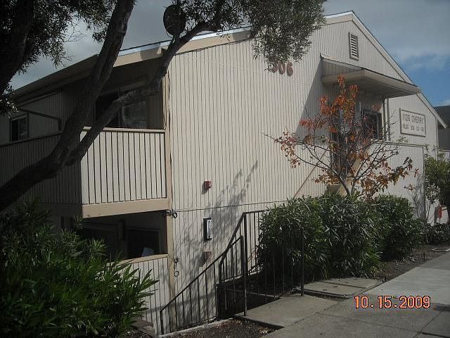 2nd image of 1126 Cherry Ave APT 133