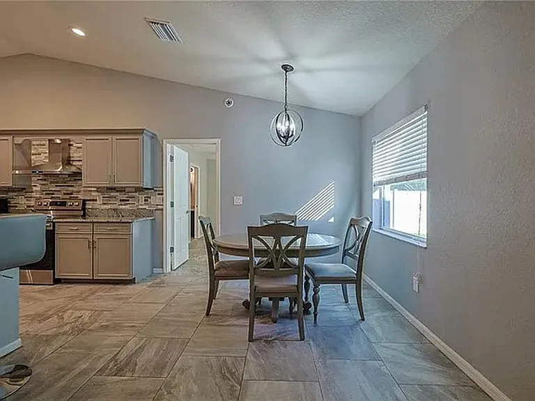 6367 SW 117th Street Rd — Photo 4