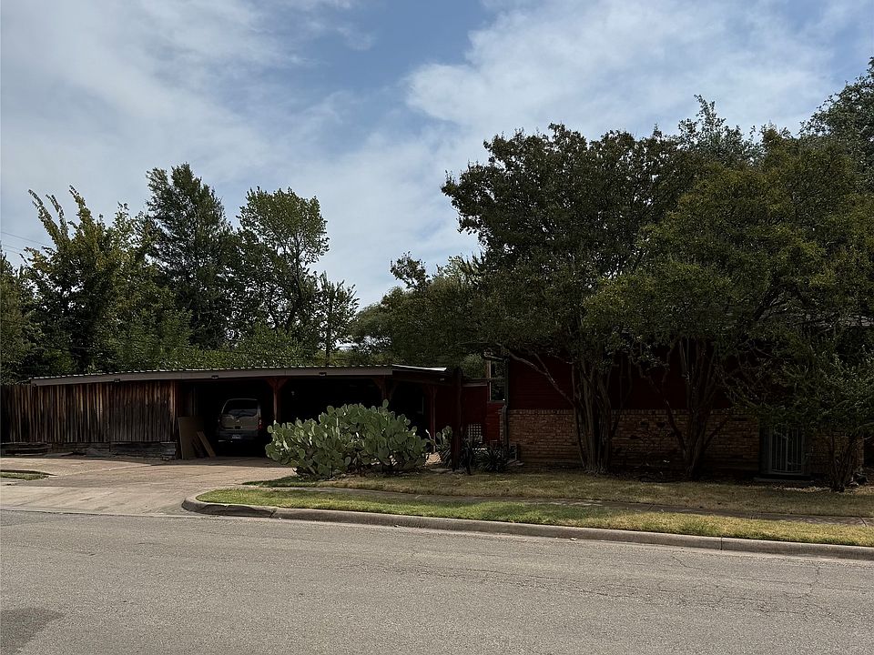 2nd image of 3509 Northaven Rd