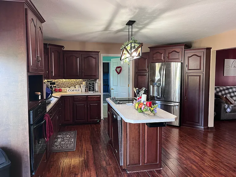 8811 Greenville Rd — Photo 17