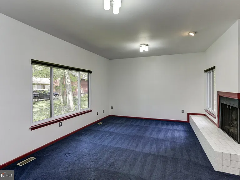 10373 Currycomb Ct — Photo 14