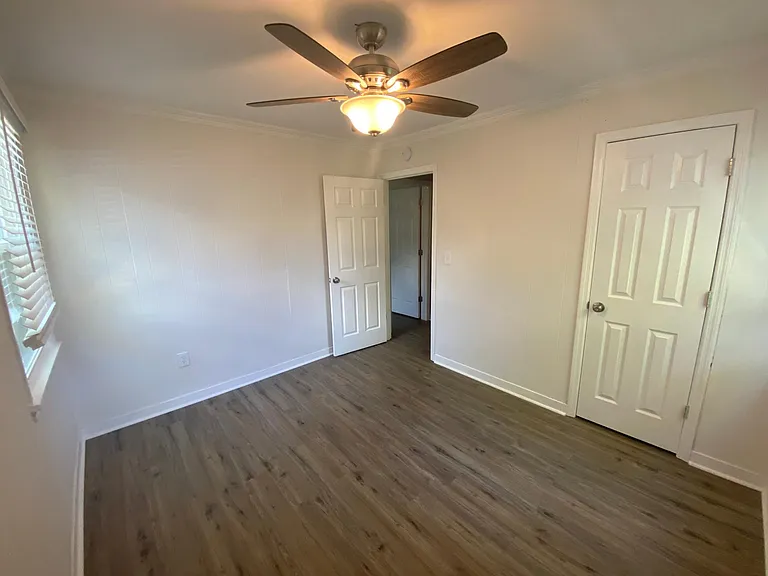 2211 Utah St — Photo 10
