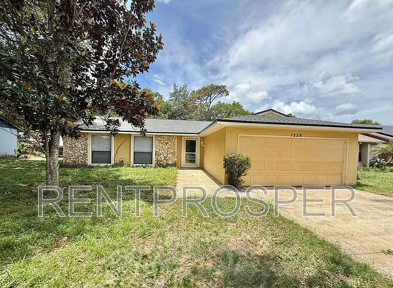 1228 Pine Sap Ct — Photo 1