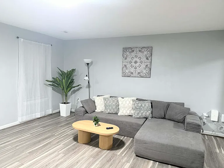4826 Golfview Dr NE — Photo 36