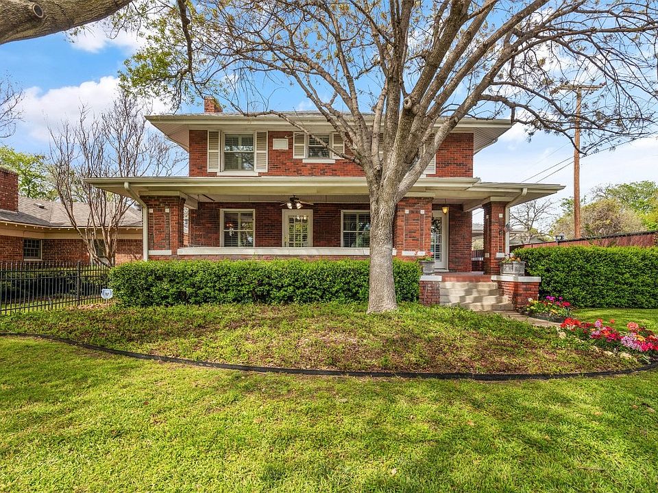 1st image of 2300 Mistletoe Dr