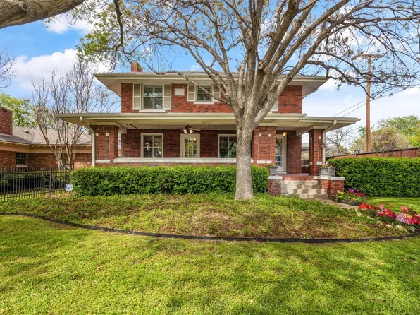 2300 Mistletoe Dr, Fort Worth, TX 76110