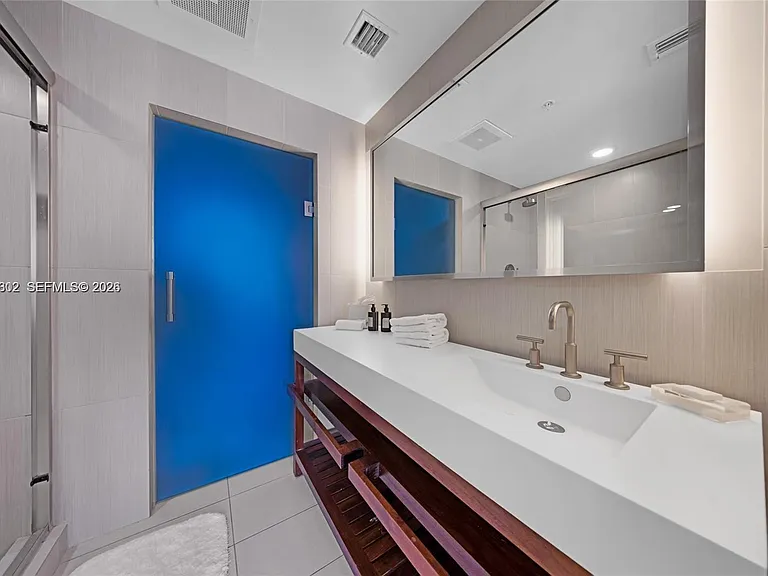 3101 Bayshore Dr #1808 — Photo 6