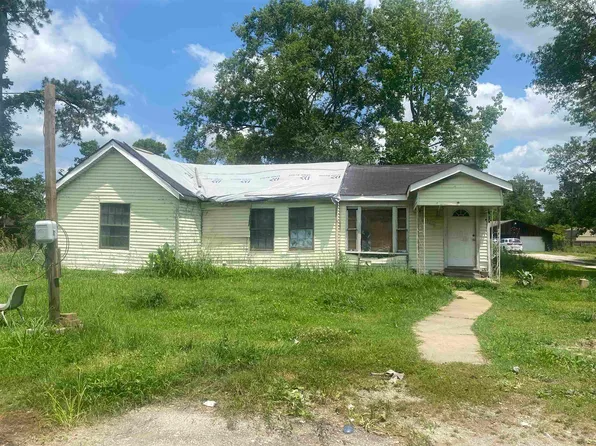 1465 Orange St, Vidor, TX 77662