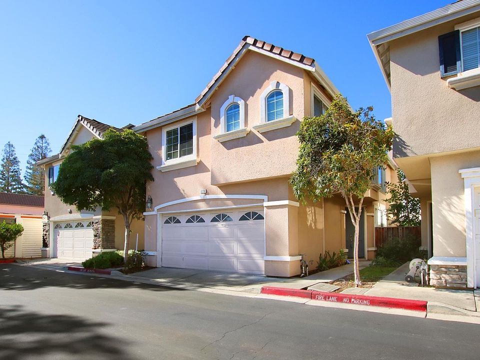1st image of 18326 Mill Ct