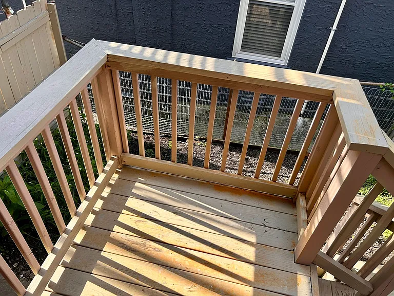 230 1/2 W Walnut St — Photo 13