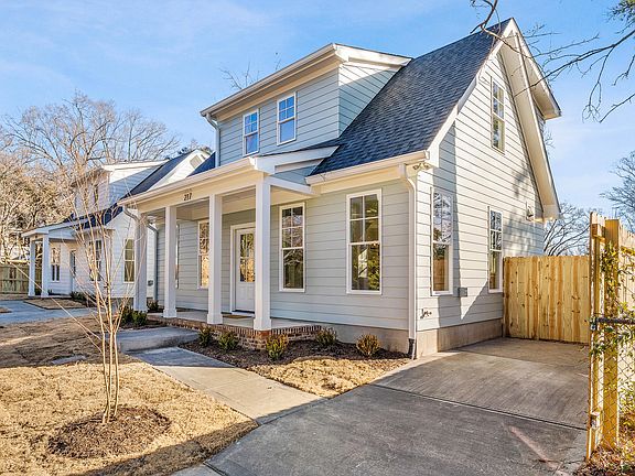 4th image of 217 Gresham Ave
