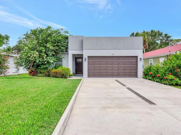 1874 Vamo Dr, Sarasota, FL 34231