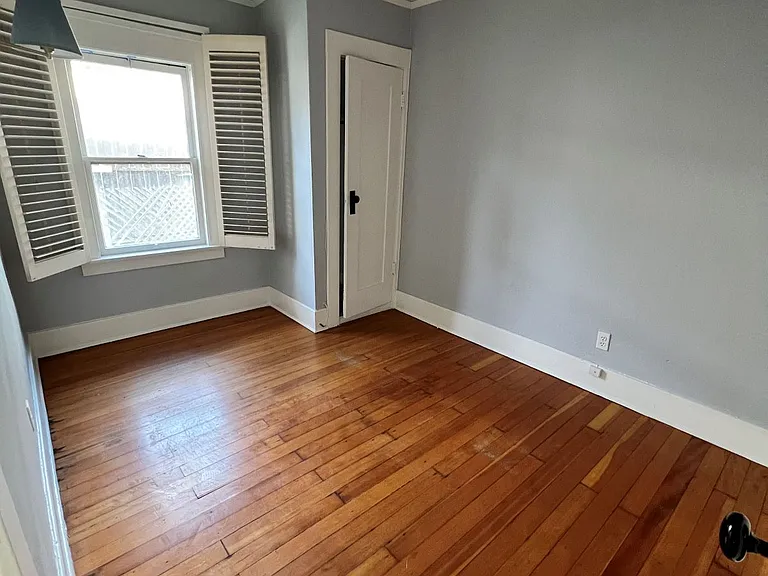 2nd bedroom2