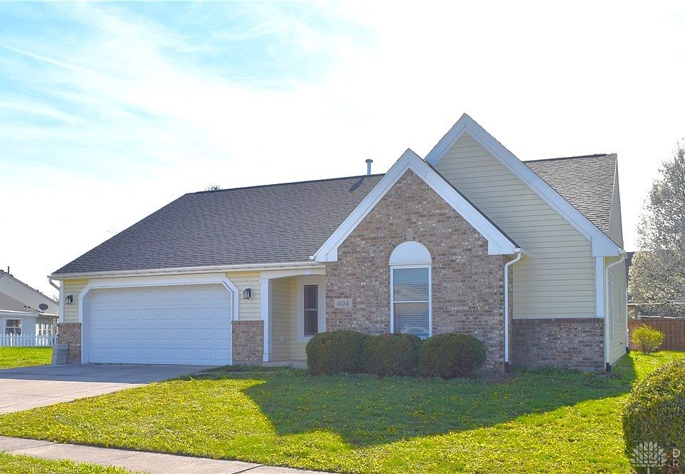 2nd image of 404 Deerwood Dr