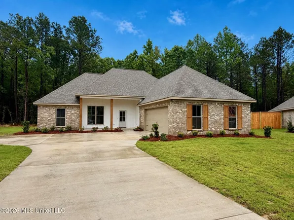 325 Stronghold Dr, Brandon, MS 39042