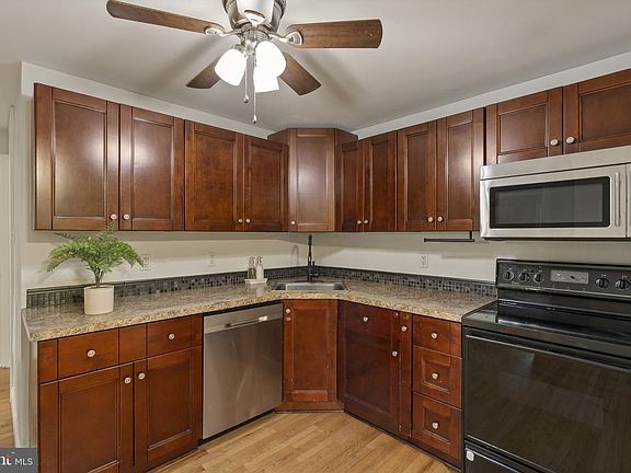 3rd image of 320 Odonnells Ln