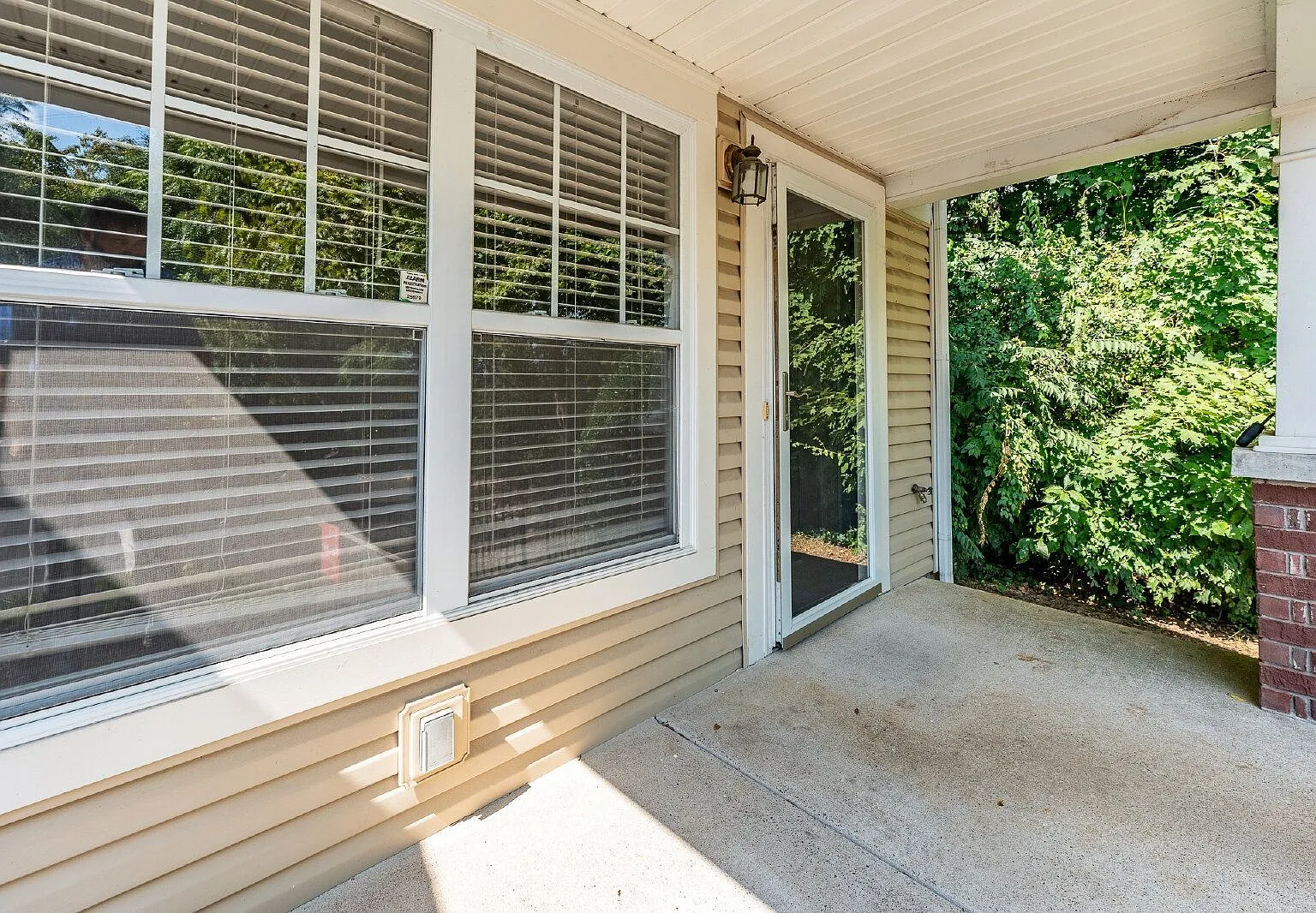 2 bed, 2.5 bath, 1250 sqft, $1,745 — Photo 4
