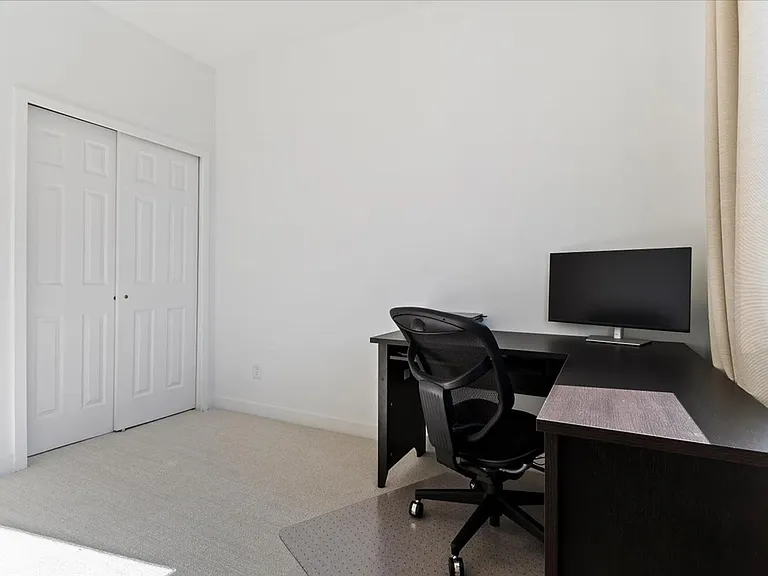 2869 S Drake Ave — Photo 21