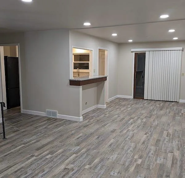20517 N Florence Ave — Photo 3
