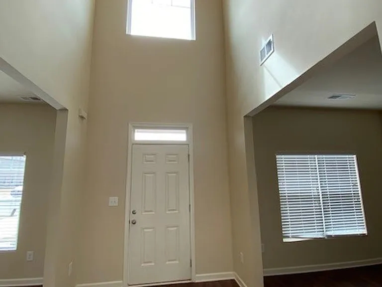 4702 Southwind Rd — Photo 17