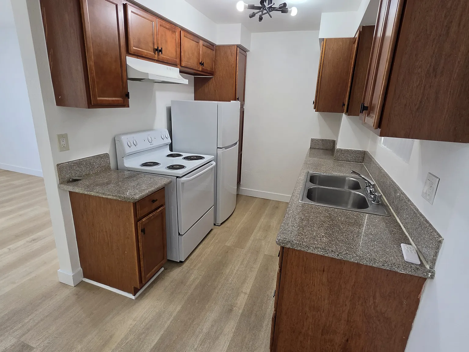 1 bed, 505 sqft, $1,750 — Photo 3