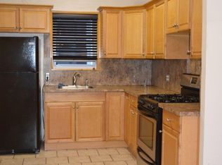 5525 69th St, Maspeth, NY 11378