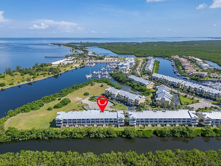 3266 Mangrove Point Dr — Photo 71