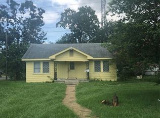907 Crown St, Galena Park, TX 77547