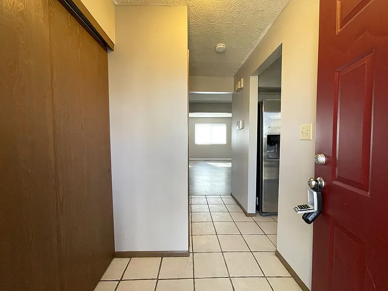2413 Edmonton Rd — Photo 3