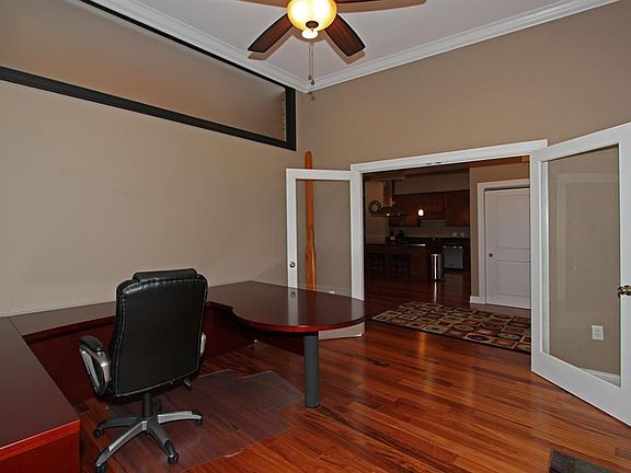 5th image of 141 S Meridian St Suite 504