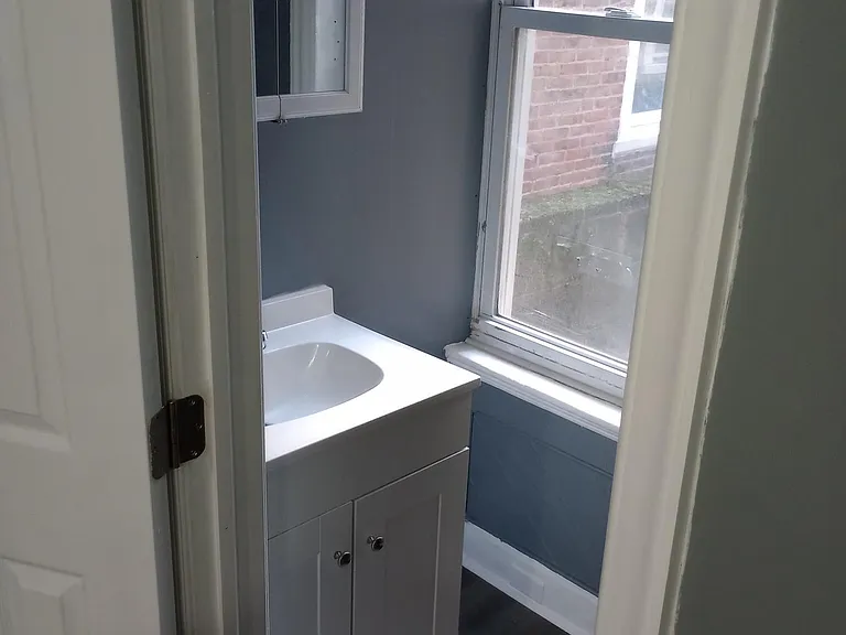 4316 Wyalusing Ave — Photo 8