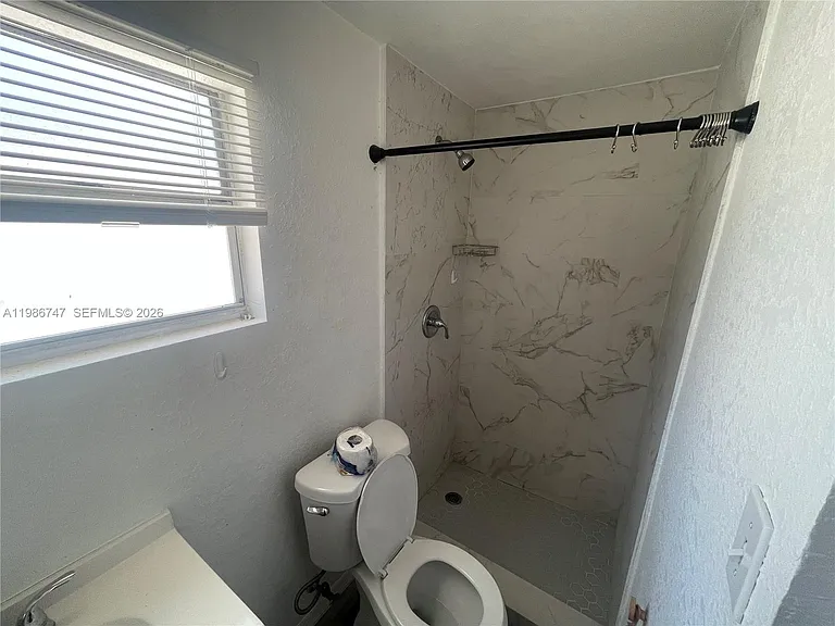 5738 Garfield St #B — Photo 12