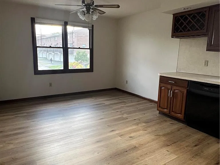 1532 N New St #B — Photo 4