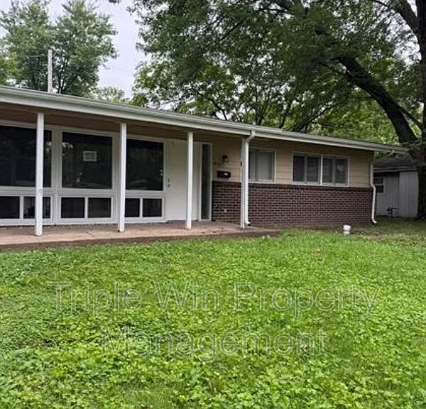 410 Ridge Dr — Photo 6