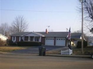 312 Cedar Dr, Potosi, MO 63664