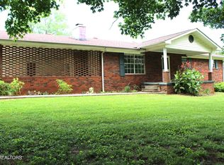 241 Meadow Brook Rd, Sweetwater, TN 37874