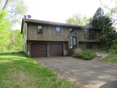 18 Joe Williams Rd, Moodus, CT, 06469