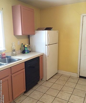 4th image of 2843 W French Pl